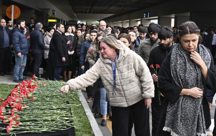 Azerbaidžanas stabdo skrydžius į septynis Rusijos miestus