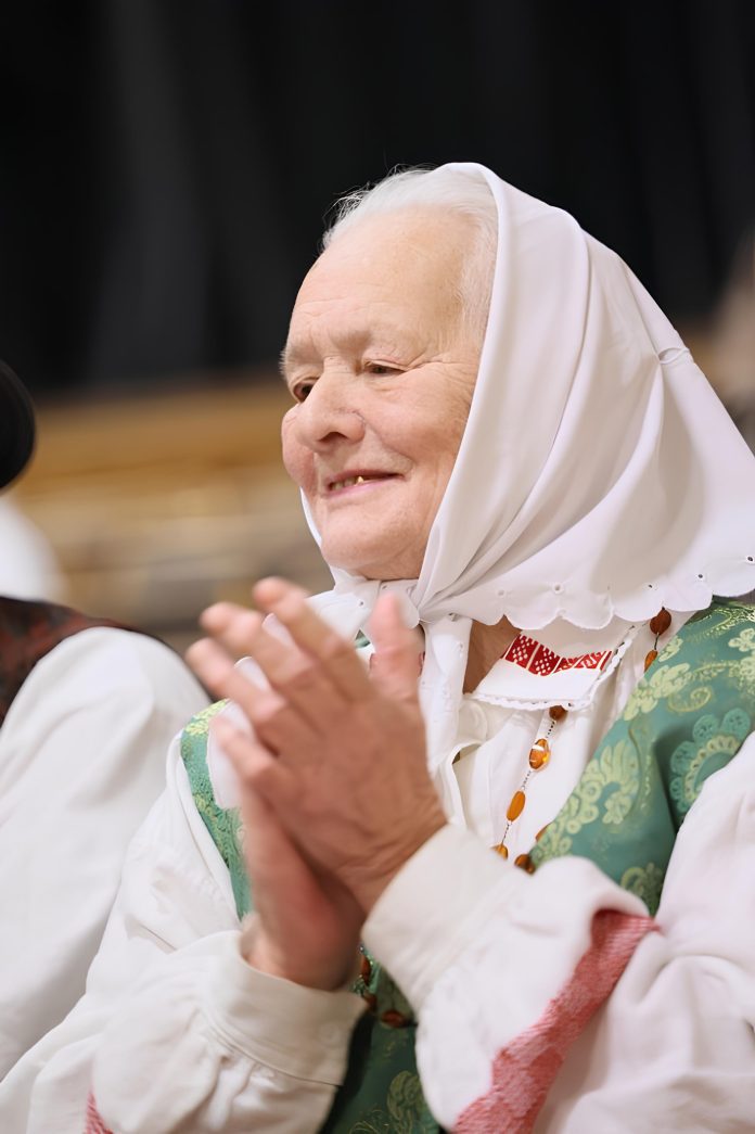 Savanorystė veteranė O. Danilienė sako, kad savanorystė – ne darbas, o dalis aukos Dievui